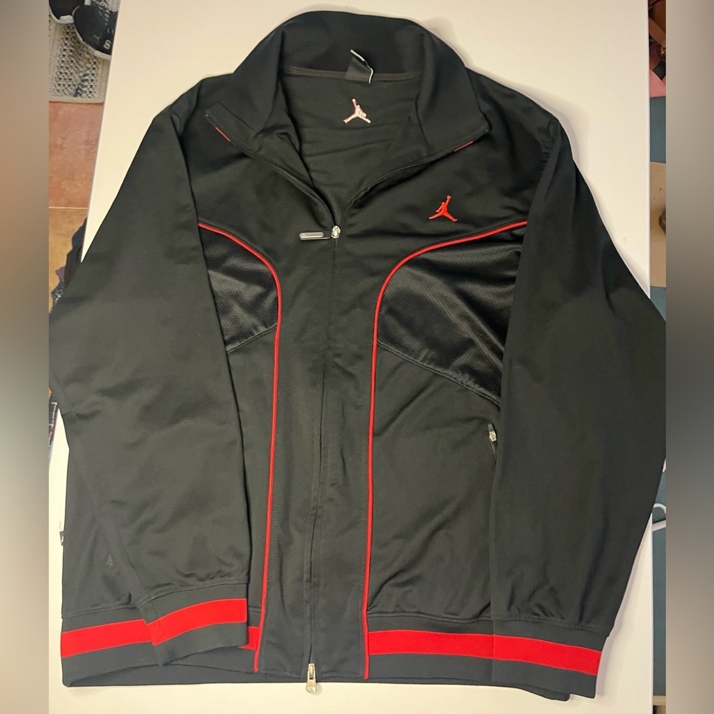 Jordan Men's Black and Red Dri-fit XL Jacket